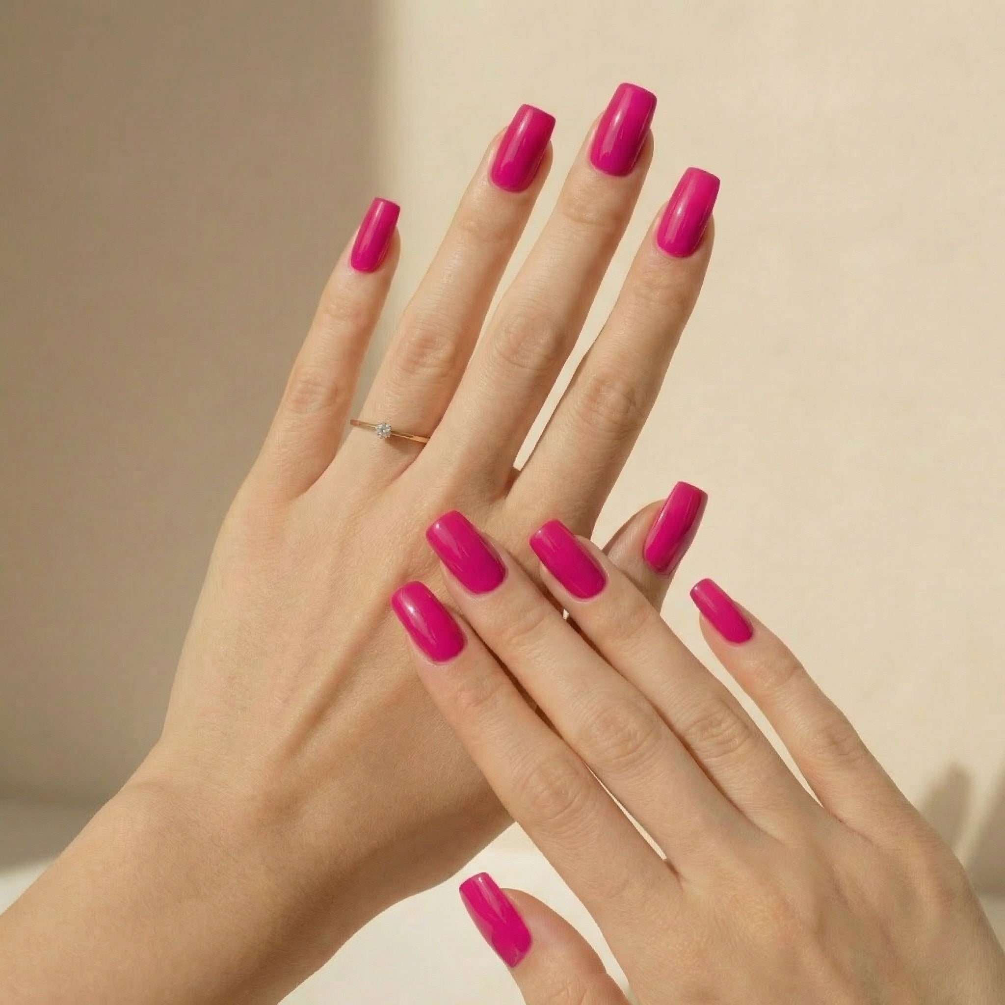 Fiona - Manucure Rose Éclatante!